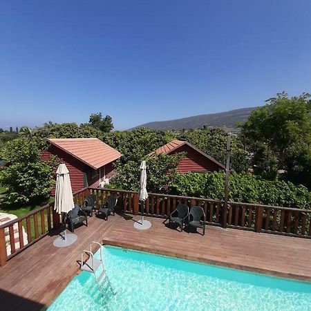 The Wooden Rose Cabins Bezet Екстериор снимка