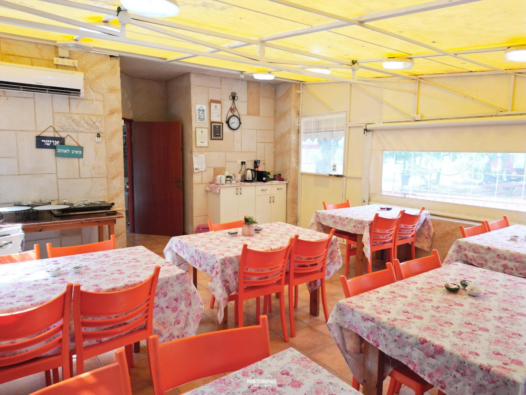 The Wooden Rose Cabins Bezet Стая снимка